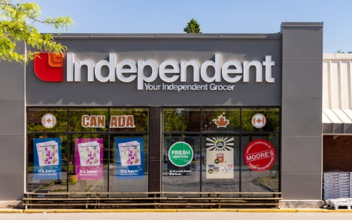 A photo of the exterior of a Loblaws Independent store